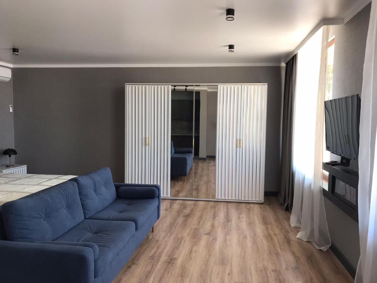 Гостевой Дом София 400 М До Моря Gagra Buitenkant foto